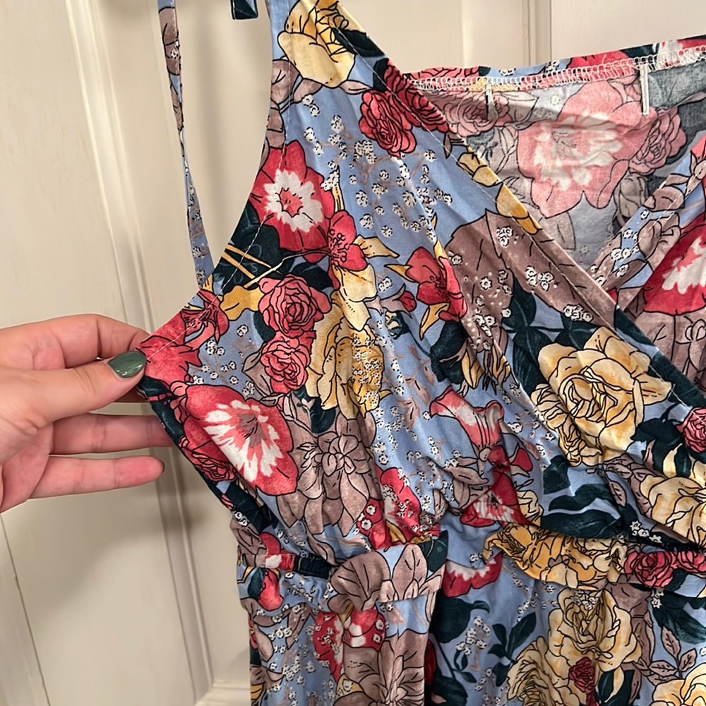 Large summer dress - tie sleeves - adjustable!